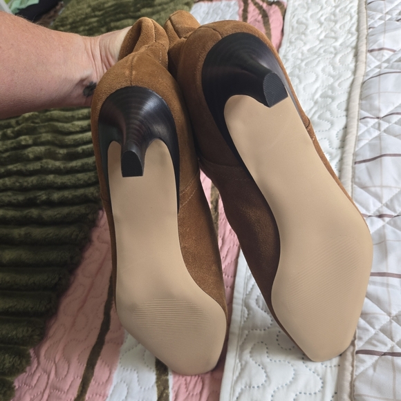 Nordstrom Chestnut Suede Pointed-Toe Ankle Boot - Picture 8 of 8